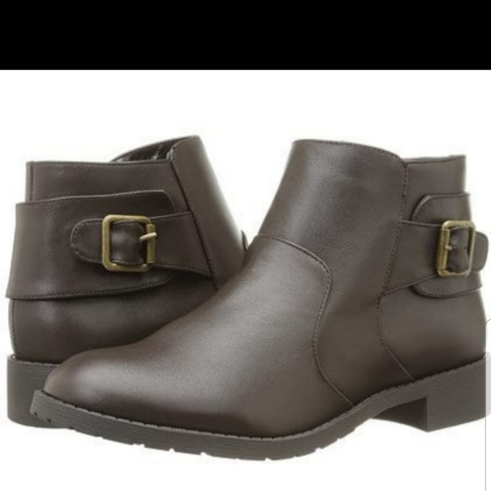 Brand new Savannah Brown leather fitzwell boots